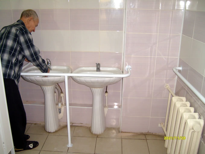 поручни к унитазу, к раковине