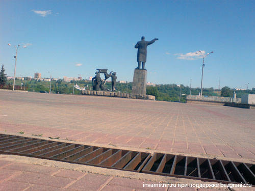 площадь Ленина Нижний Новгород - безбарьерная среда водоотводные лотки водоотведение водостоки