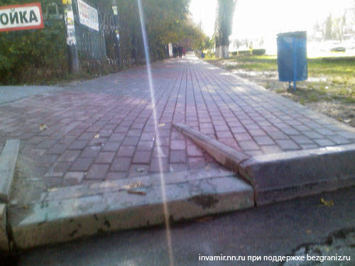 проспект Ленина Нижний Новгород - безбарьерная среда бордюрный поребрик бордюрный камень