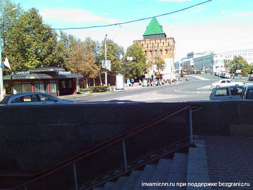 Кремль Нижний Новгород - безбарьерная среда пандусы для колясок на тротуарах