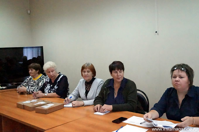 в конференц-зале Нижегородской областной организации имени Александра Невского Общероссийской общественной организации «Всероссийское общество инвалидов» состоялся обучающий семинар по настольным спортивным играм – джакколо, шаффлборд, матрёшка