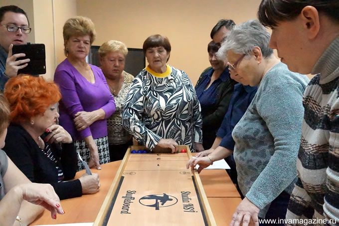 в конференц-зале Нижегородской областной организации имени Александра Невского Общероссийской общественной организации «Всероссийское общество инвалидов» состоялся обучающий семинар по настольным спортивным играм – джакколо, шаффлборд, матрёшка
