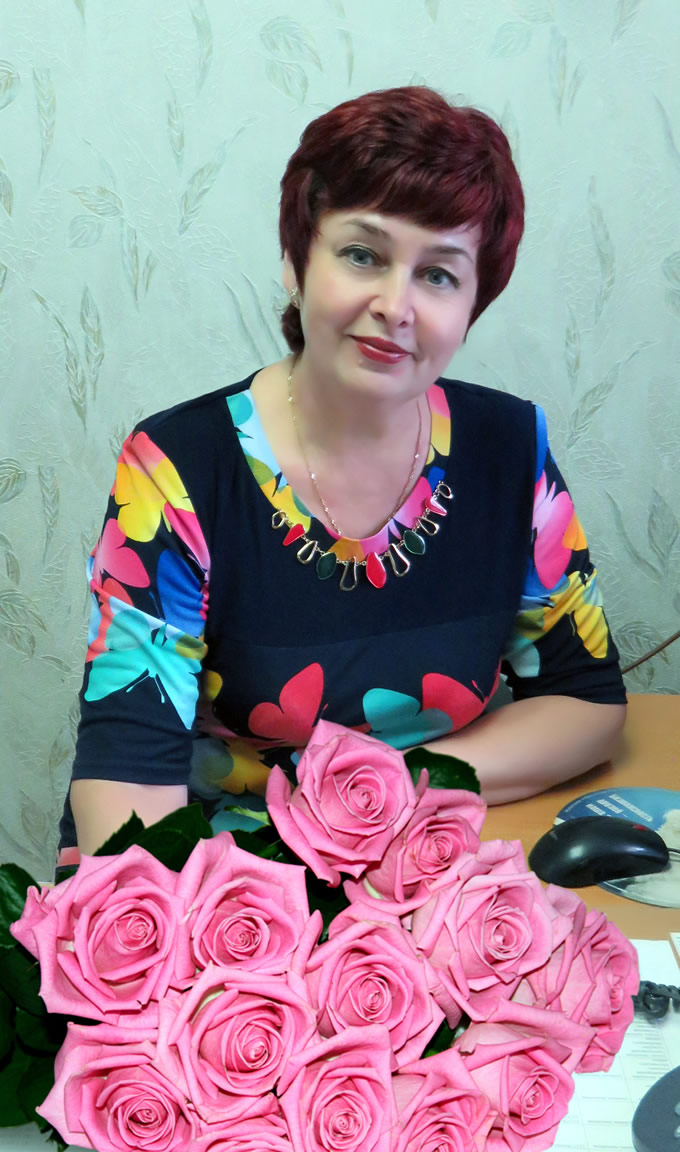 Галина СУХАНОВА